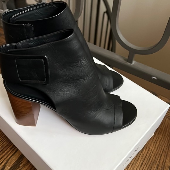 Vince Faye Black Leather size 8 ( 38) - Picture 3 of 7